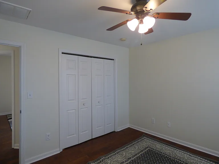 2205 Barrington Ln — Photo 35