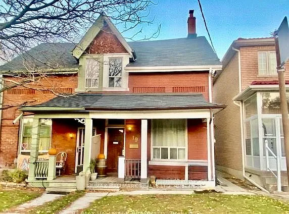 19 Luttrell Ave #UPPER — Photo 1