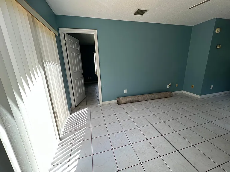 907 Hardwick Ave #B — Photo 6