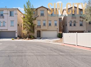 1241 Gingerbread Man Ave, Las Vegas, NV 89183