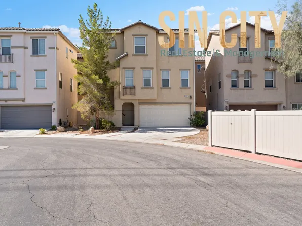 1241 Gingerbread Man Ave, Las Vegas, NV 89183