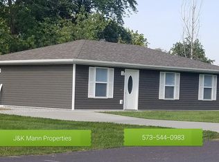 122 Lorene St, Holts Summit, MO 65043