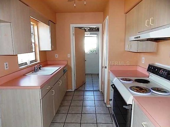 2nd image of 228 E Fern Dr