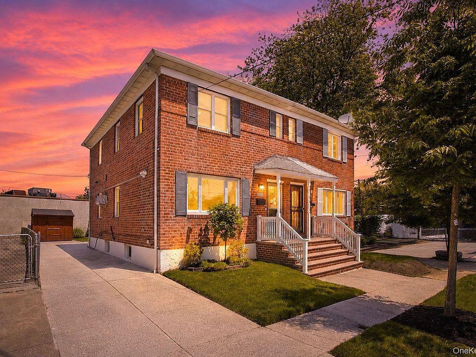 1st image of 20309 48th Avenue