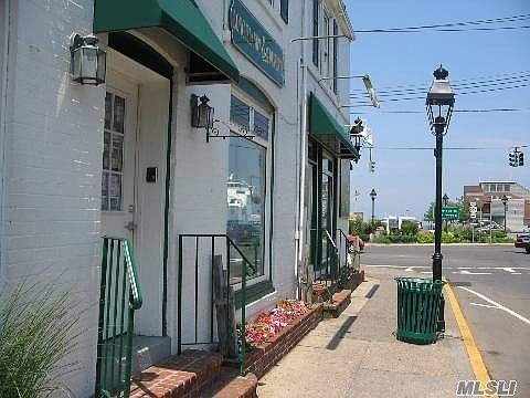 5th image of 30 Chandler Sq #10