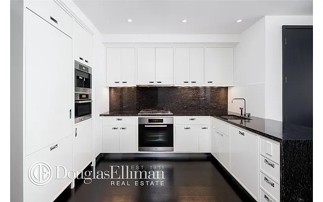 Rented by Douglas Elliman | media 32