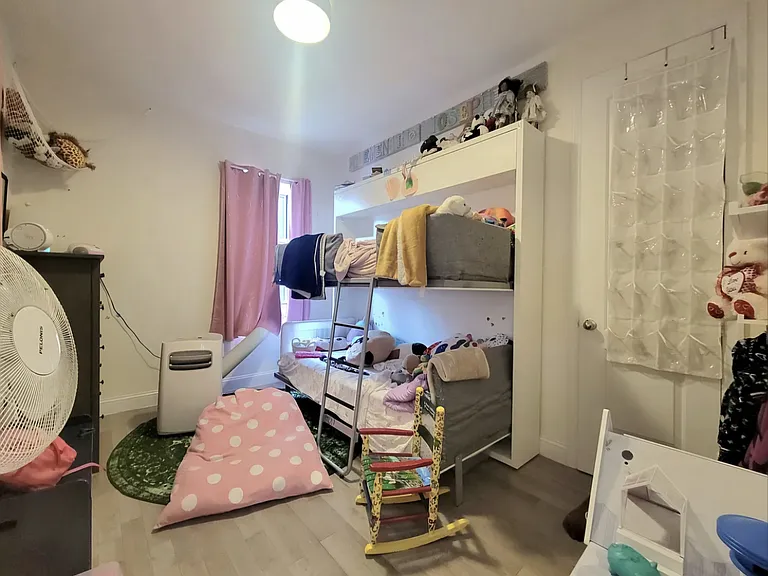70 Dahill Rd #1H — Photo 2