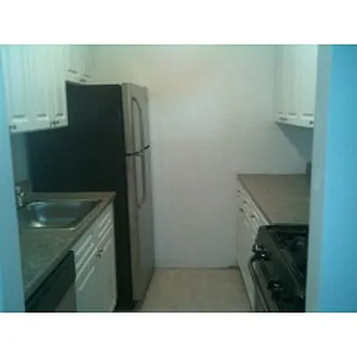 Rented by Veritas Property Management | media 30