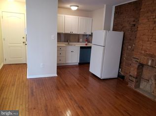 414 S 15th St #3R, Philadelphia, PA 19146