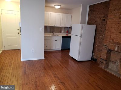 414 S 15th St #2R, Philadelphia, PA, 19146