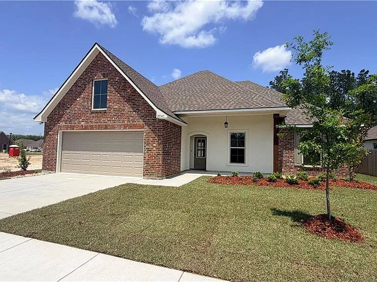 25343 Blue Heron Dr — Photo 1