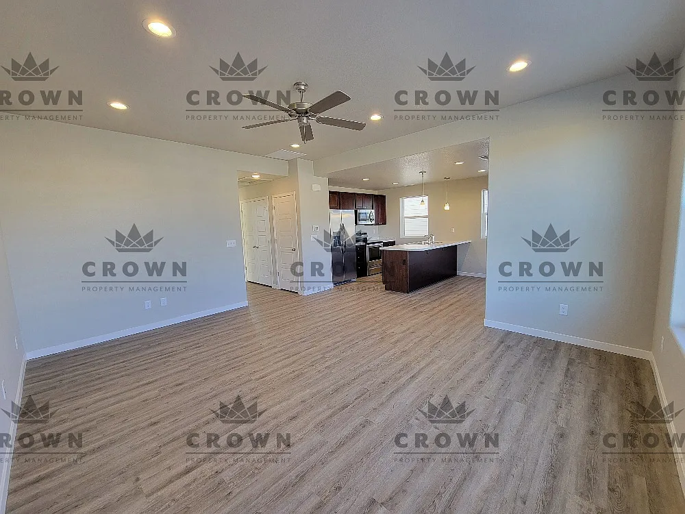 2 bed, 1150 sqft, $1,595 — Photo 2