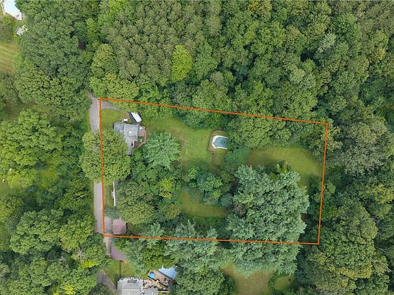 2nd image of 131-137 Lovers Leap Rd