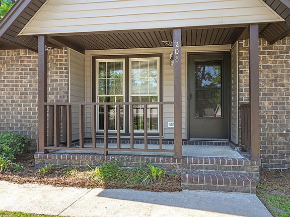 4th image of 208 Kirksey Dr