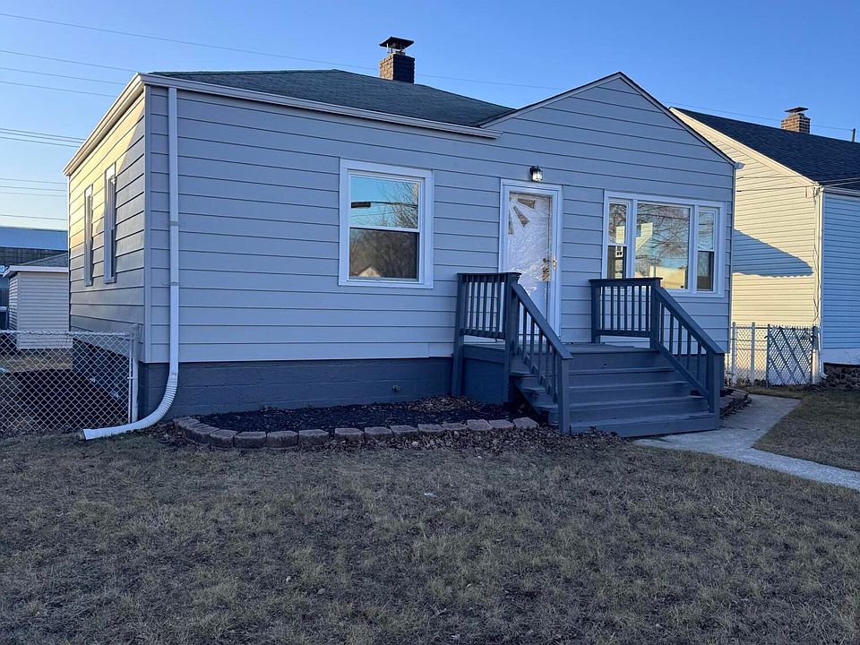 1st image of 3944 Grover Ave