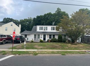 100 Ashley Rd, Edison, NJ 08817