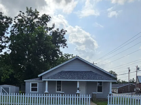 1203 S West Street, Mt Vernon, MO 65712