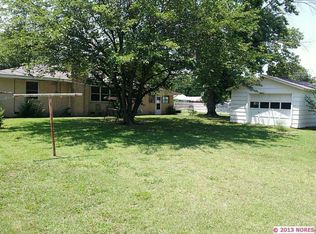 1102 S Wood Ave, Hominy, OK 74035