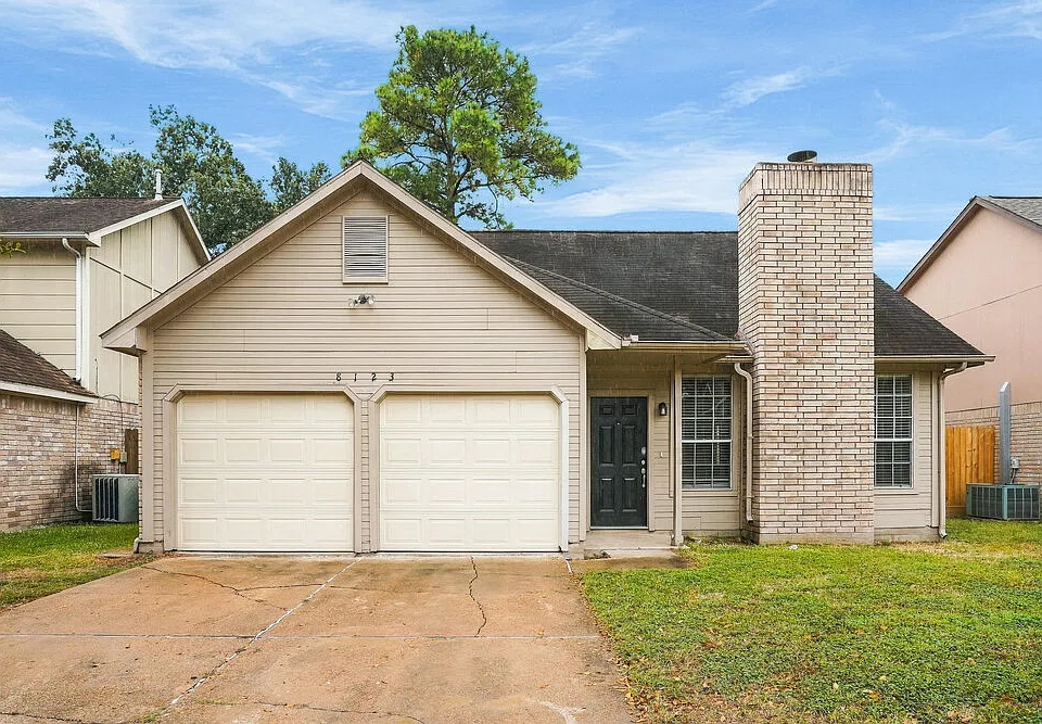 8123 Summer Trail Dr