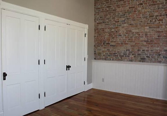 Master Bedroom/ large closets