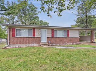 1265 Paddock Dr, Florissant, MO 63033
