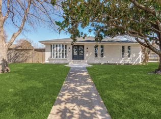 9008 Flicker Ln, Dallas, TX 75238