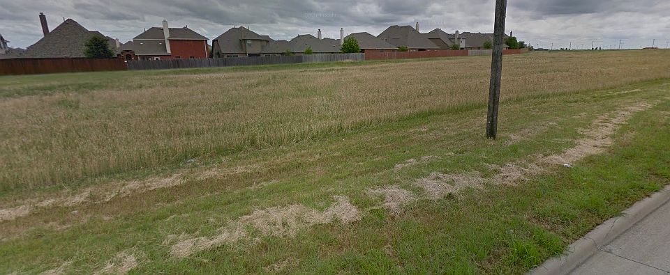 1st image of S Ridge Rd