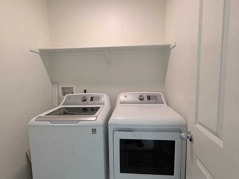 509 Glory Ct — Photo 11