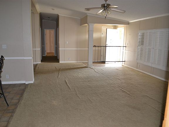 4th image of 171 Joan Ann Dr
