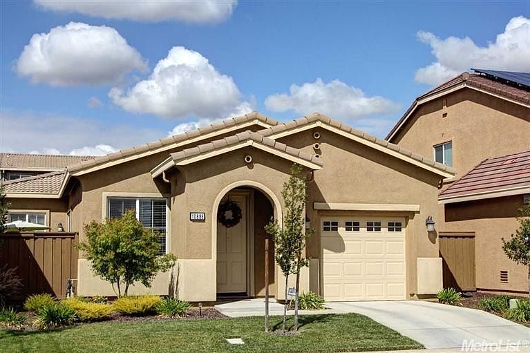 1st image of 10886 Queens Arbor Dr