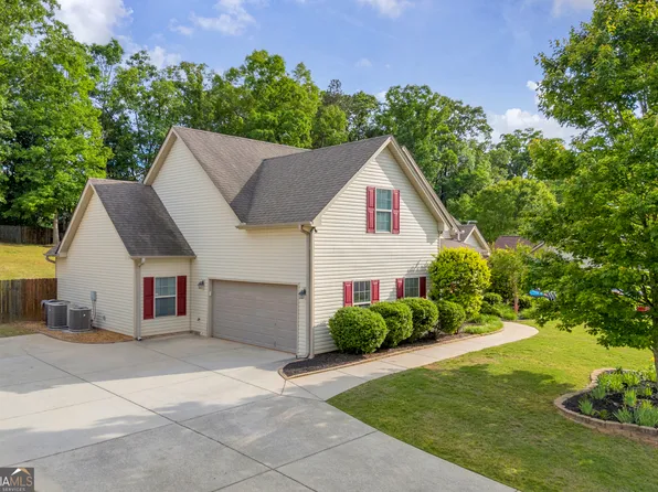 141 Cypress Dr, Jefferson, GA 30549
