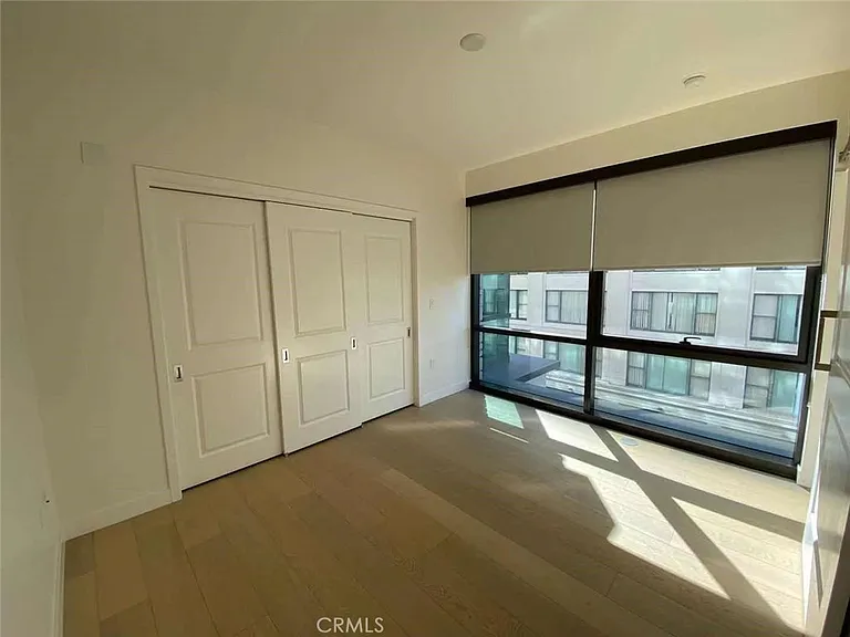 400 S Broadway Ave #505 — Photo 8