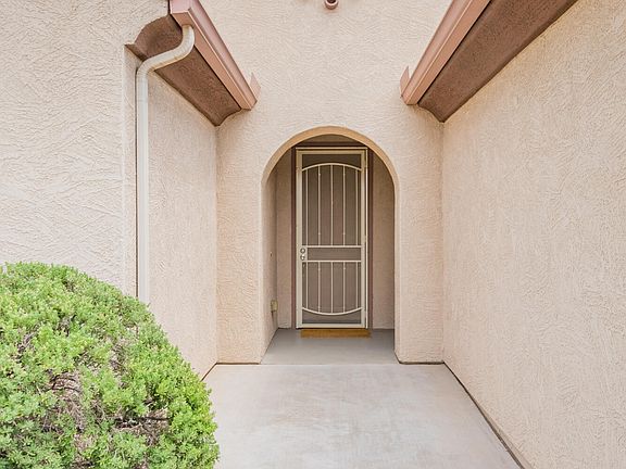 3rd image of 5338 W Beautiful Ln