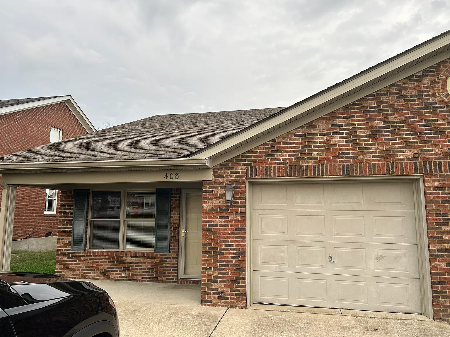 3 bed, $1,600 — Photo 3