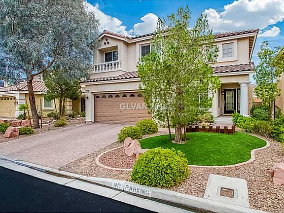 2nd image of 10992 Royal Highlands St