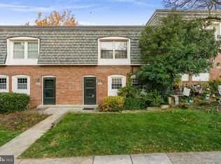 Cardinal Forest Condo, Springfield, VA 22152