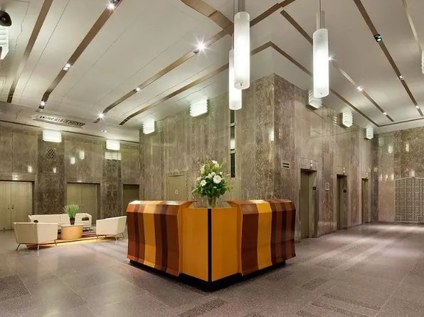 365 Bridge Street image 22 of 26