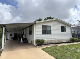 4260 74th St N #377, West Palm Beach, FL 33404