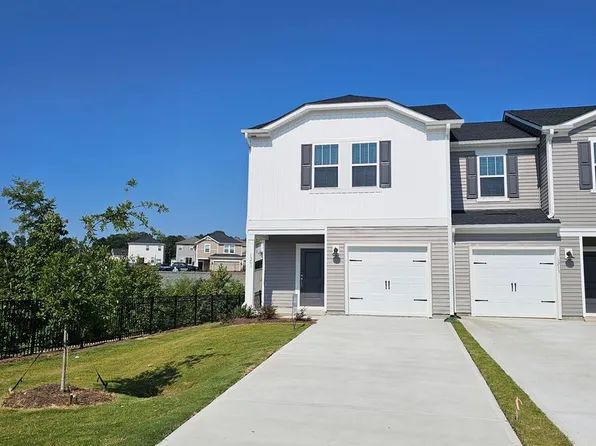 1203 Falling Acorn Ln, Concord, NC