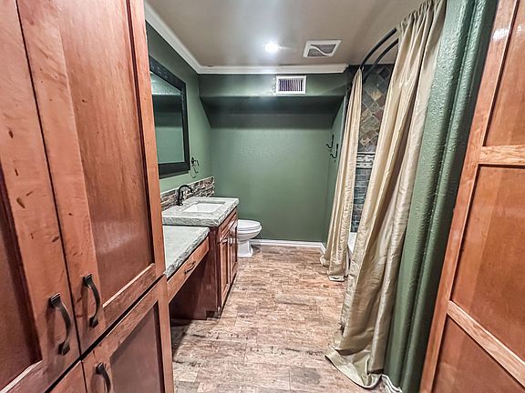 5th image of 3531 N Central Dr