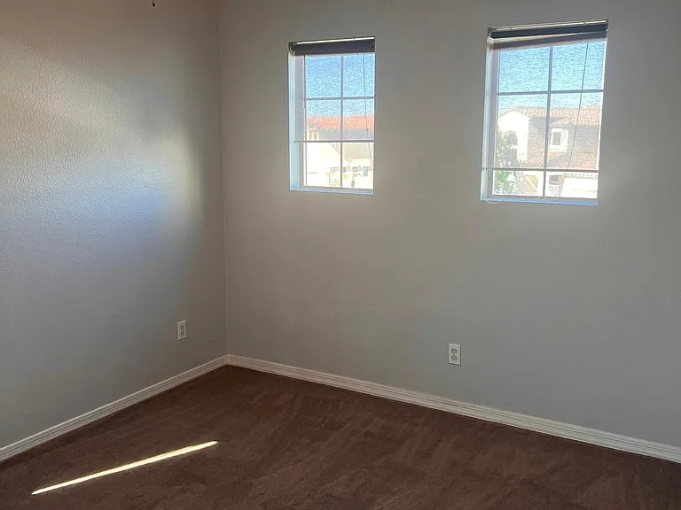 168 E Calle Del Rondador — Photo 13
