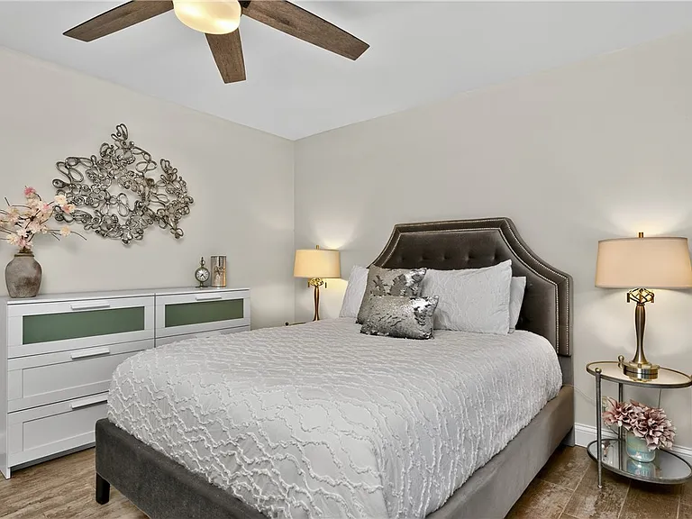 75407 Montecito Dr — Photo 24