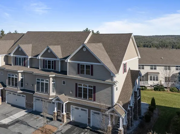 11 Manor Drive #A, Hooksett, NH 03106