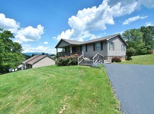 100 Diamond Rd, Salem, VA 24153