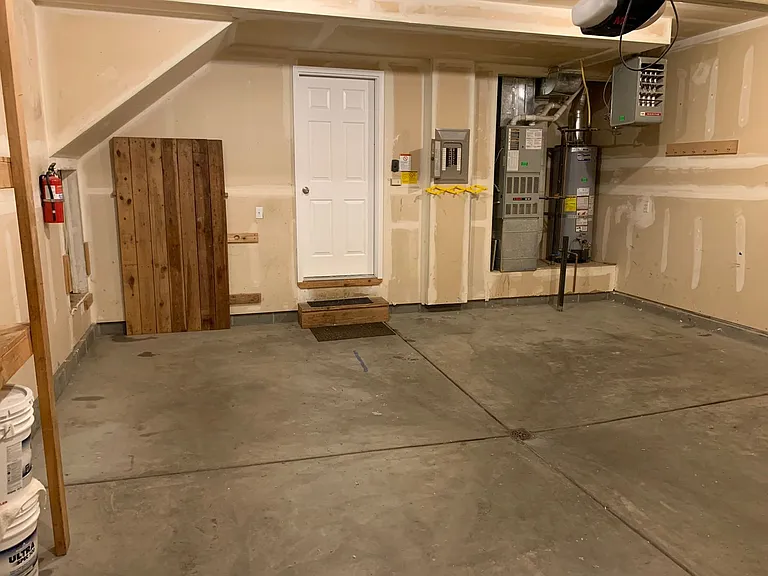 6388 Fairweather Dr — Photo 14
