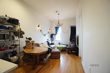 Rented by Rennit Inc.