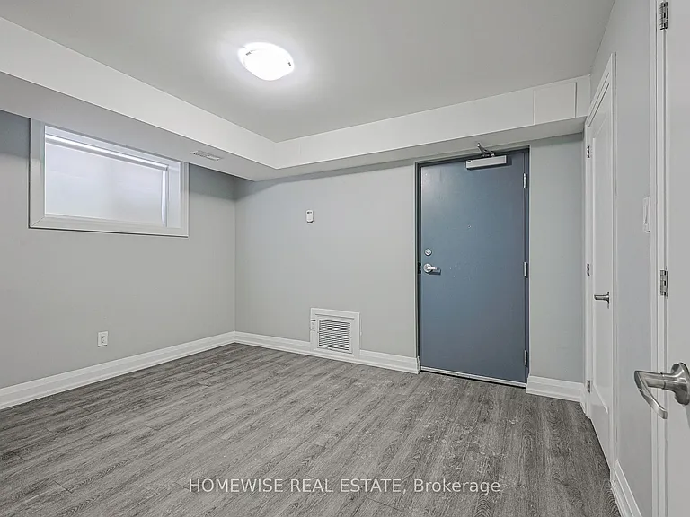 814 Glencairn Ave #B01 — Photo 6