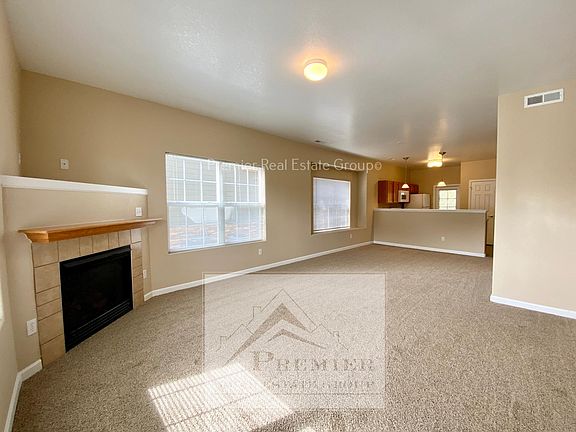 4th image of 1564 Monterey Rd Unit 100