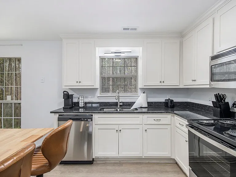 347 Waits Dr SW — Photo 14