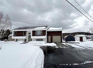 84 Aqueduc St, Edmundston, NB E7B 1R2